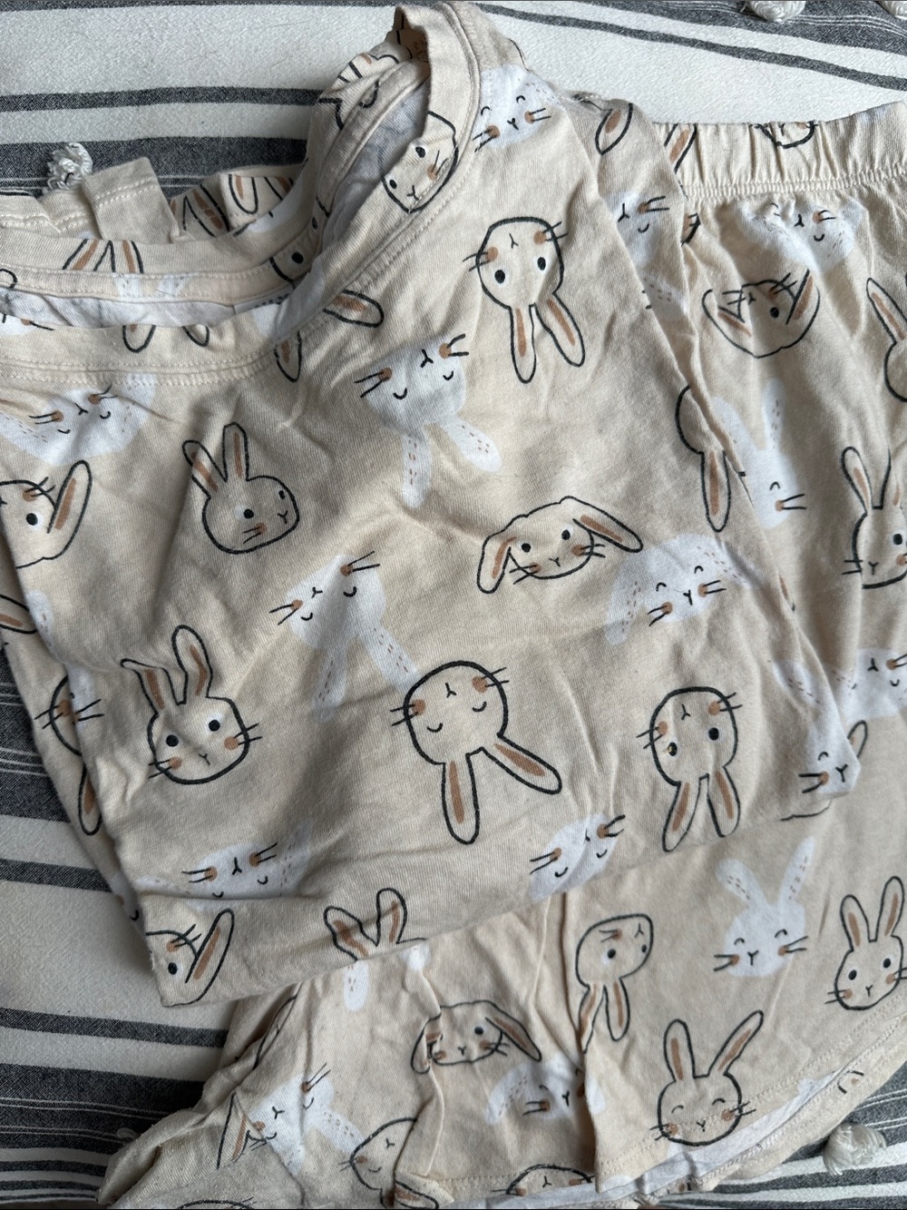 Old Navy Cream Bunny Print Pajama Set